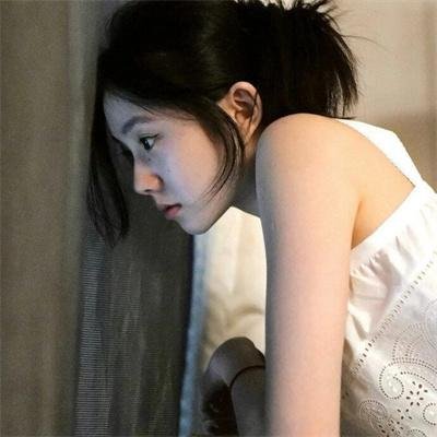小河亲过我的脸